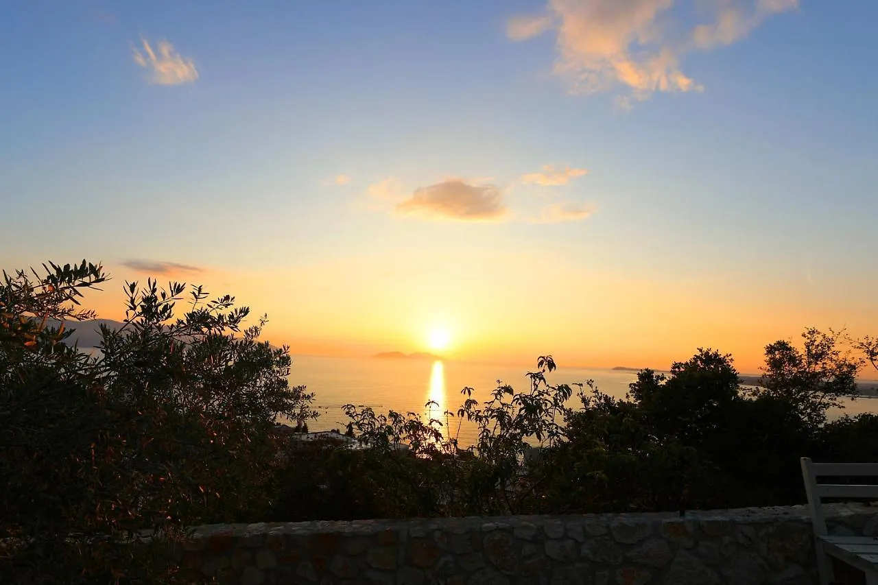 Vila Dena Vlorë