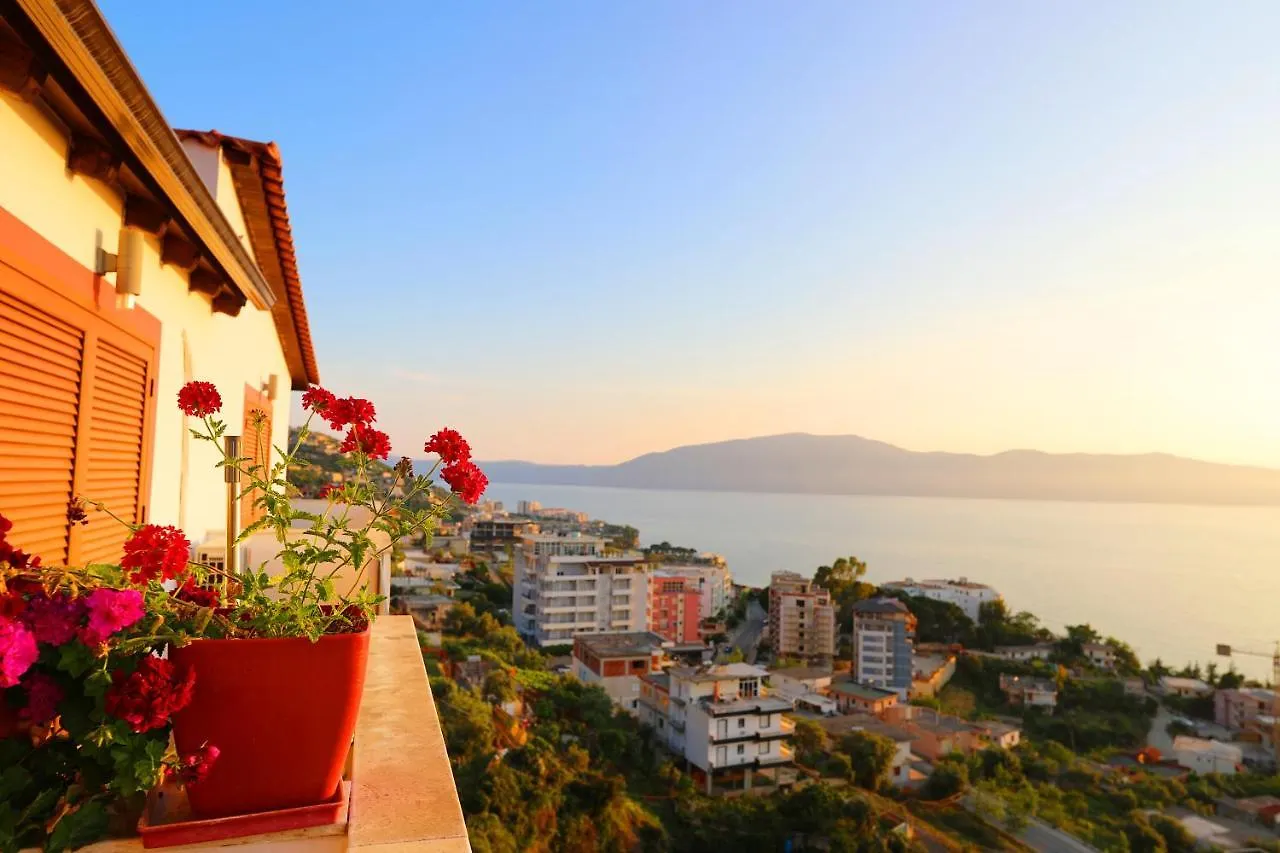 Vila Dena Vlorë