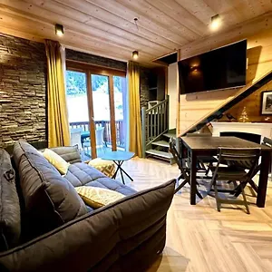 https://duplex-rnov-2-chambres-7-personnes-vue-pistes.fr-provencehotel.com